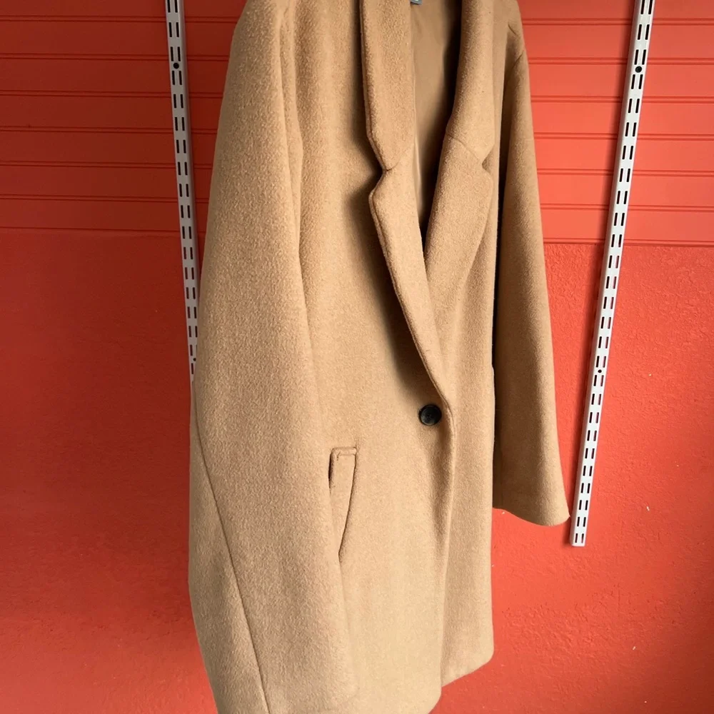 Old Navy Women's Tan Trench Coat - Picture 2 of 6